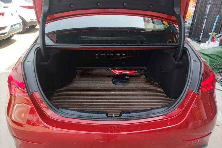 Used Mercedes-Benz C-Class 2022 Restyled C 200 L Sport Edition Trunk