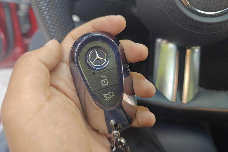 Used Mercedes-Benz C-Class 2022 Restyled C 260 L Sport Edition Vehicle Key