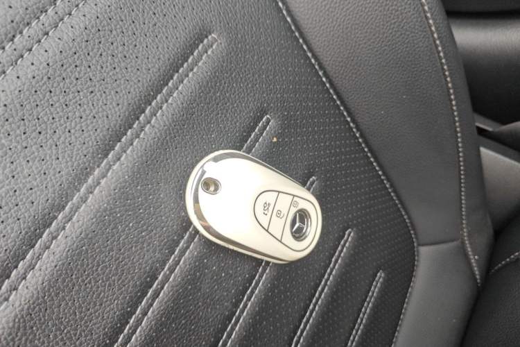 Used Mercedes-Benz C-Class 2022 Restyled C 260 L Sport Edition Vehicle Key