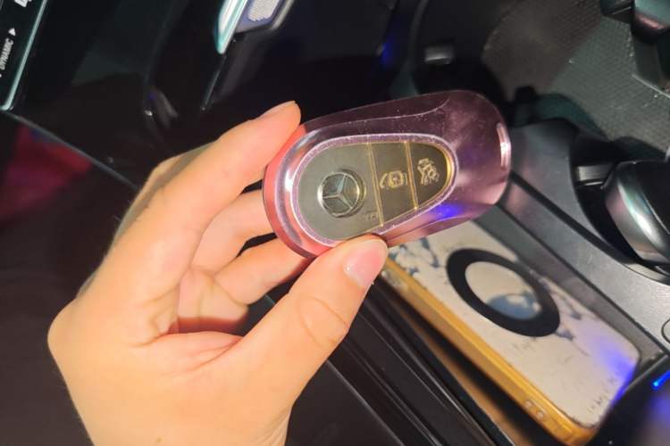 Used Mercedes-Benz C-Class 2022 Restyled C 200 L Sport Edition Vehicle Key