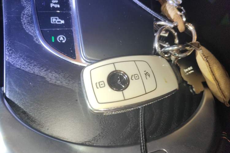 Used Mercedes-Benz C-Class 2022 Refreshed C 260 Coupe Vehicle Key