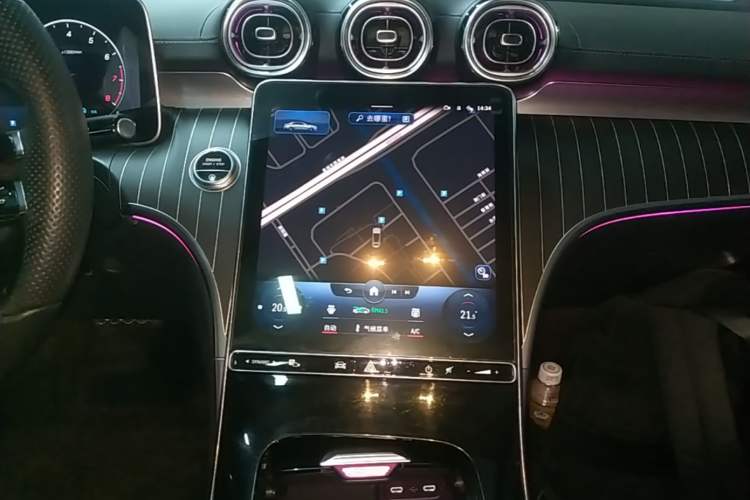 Used Mercedes-Benz C-Class 2022 Restyled C 260 L Sport Edition Audio And AC Panel