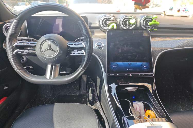Used Mercedes-Benz C-Class 2022 Restyled C 260 L Sport Edition Center Console