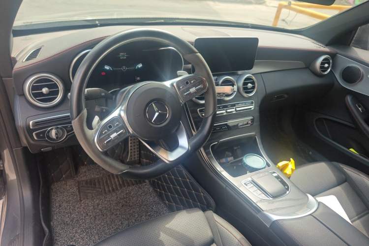 Used Mercedes-Benz C-Class 2022 Refreshed C 260 Coupe Center Console