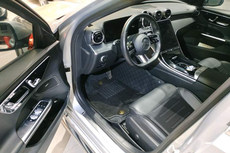 Used Mercedes-Benz C-Class 2022 Restyled C 200 L Sport Edition Driver Seat
