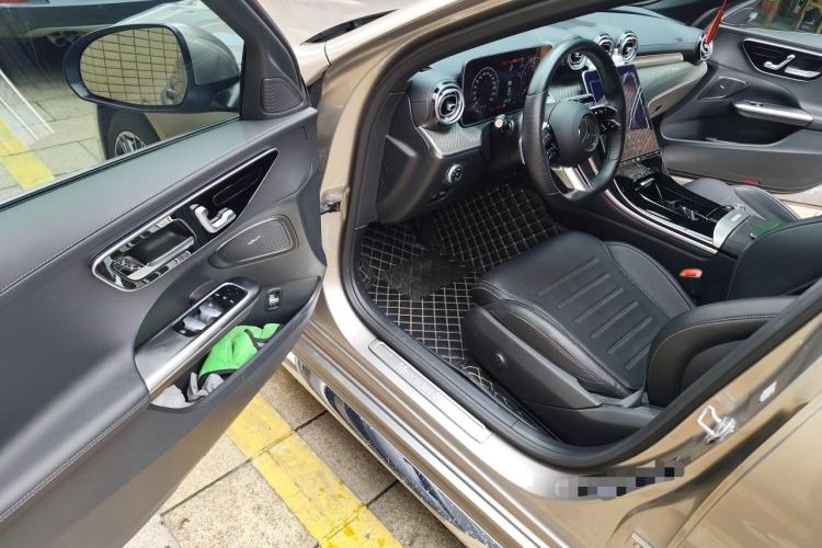 Used Mercedes-Benz C-Class 2022 Restyled C 260 L Sport Edition Driver Seat