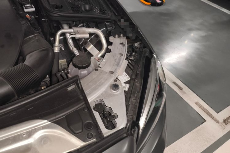 Used Mercedes-Benz C-Class 2022 Refreshed C 260 Coupe Engine Bay Left
