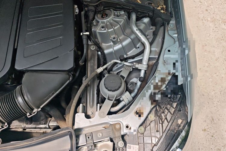 Used Mercedes-Benz C-Class 2022 C 260 L Sport Edition Engine Bay Left