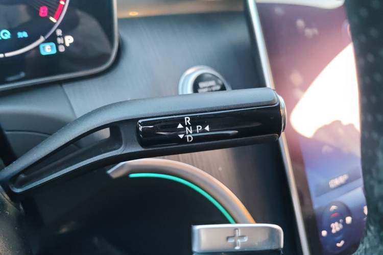 Used Mercedes-Benz C-Class 2022 C 200 L Sport Edition Gear Lever