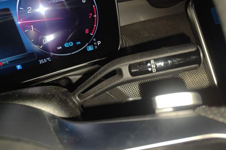 Used Mercedes-Benz C-Class 2022 Restyled C 260 L Sport Edition Gear Lever