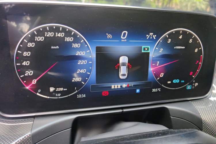 Used Mercedes-Benz C-Class 2022 Restyled C 260 L Sport Edition Instrument Cluster