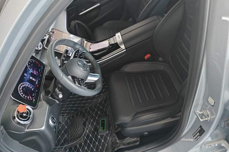 Used Mercedes-Benz C-Class 2022 Restyled C 260 L Sport Edition Left Front Seat