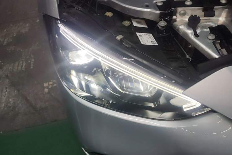 Used Mercedes-Benz C-Class 2022 C 200 L Sport Edition Right Front Headlight