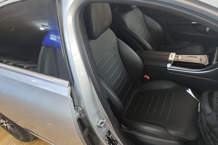 Used Mercedes-Benz C-Class 2022 C 260 L Sport Edition Right Front Seat