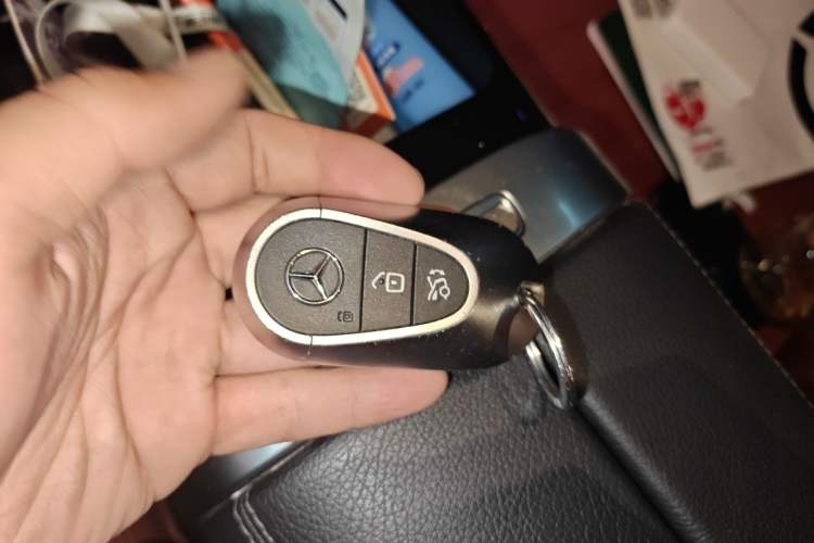 Used Mercedes-Benz C-Class 2022 C 260 L Sport Edition Vehicle Key