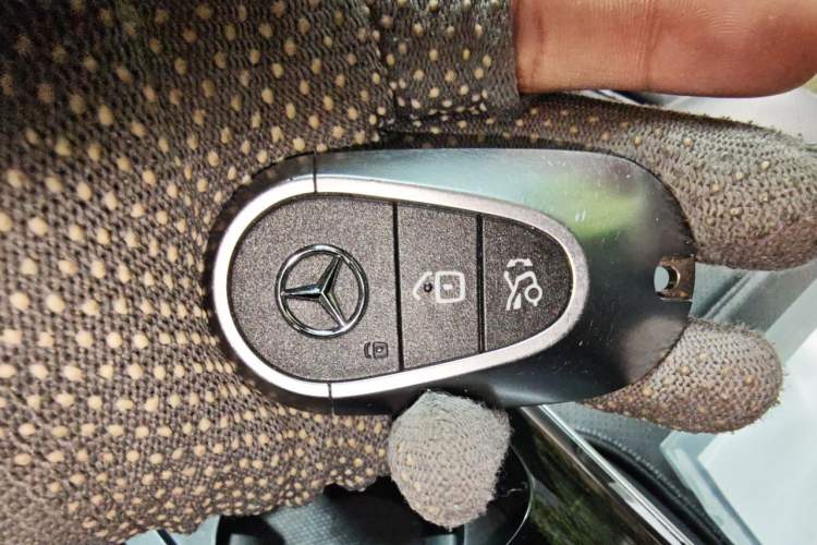Used Mercedes-Benz C-Class 2022 C 260 L Sport Edition Vehicle Key