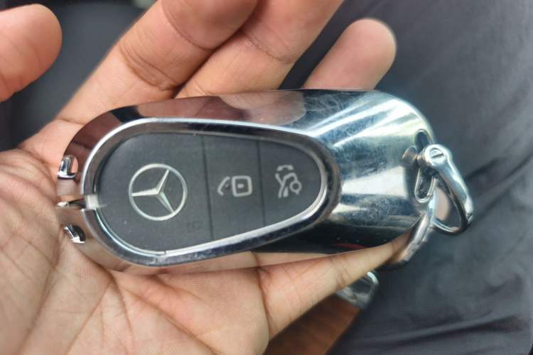 Used Mercedes-Benz C-Class 2022 Restyled C 260 L Sport Edition Vehicle Key