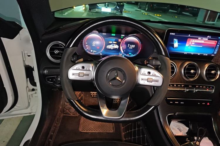 Used Mercedes-Benz C-Class 2022 Refreshed C 260 Coupe Steering Wheel