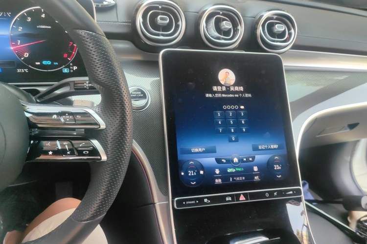 Used Mercedes-Benz C-Class 2022 Restyled C 260 L Sport Edition Audio And AC Panel