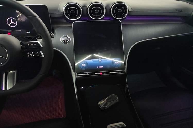 Used Mercedes-Benz C-Class 2022 Restyled C 200 L Sport Edition Audio And AC Panel