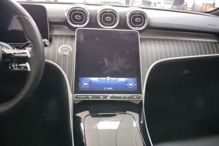 Used Mercedes-Benz C-Class 2022 C 260 L Sport Edition Audio And AC Panel