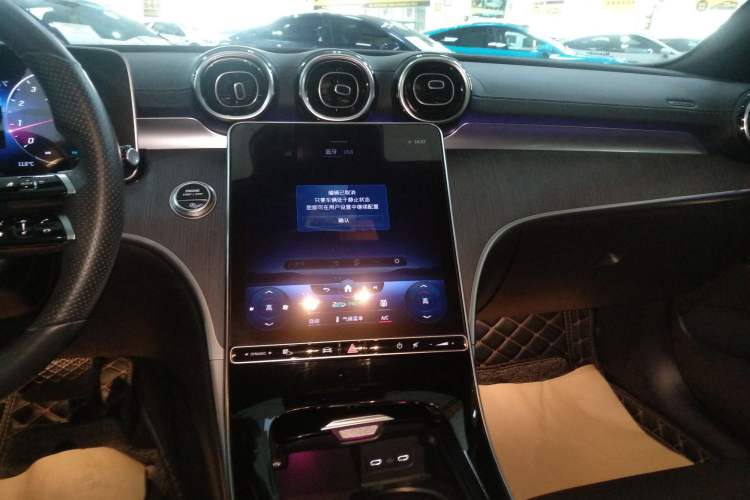 Used Mercedes-Benz C-Class 2022 Restyled C 200 L Sport Edition Audio And AC Panel