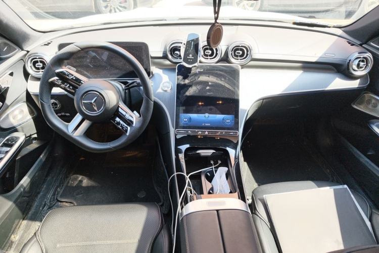 Used Mercedes-Benz C-Class 2022 Revised C 260 L Starry Night Sport Edition Center Console