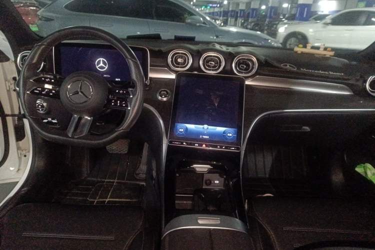 Used Mercedes-Benz C-Class 2022 C 260 L Sport Edition Center Console