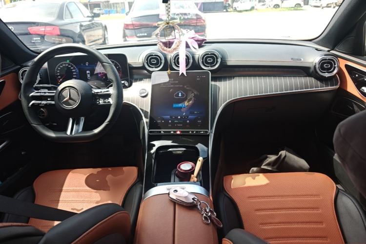 Used Mercedes-Benz C-Class 2022 Restyled C 260 L Sport Edition Center Console