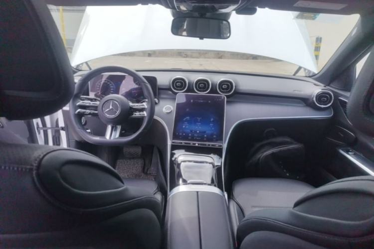 Used Mercedes-Benz C-Class 2022 C 200 L Sport Edition Center Console