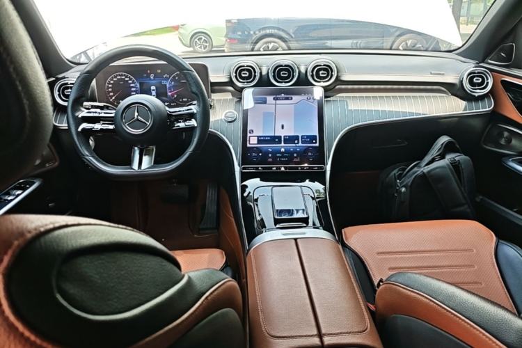 Used Mercedes-Benz C-Class 2022 Restyled C 260 L Sport Edition Center Console