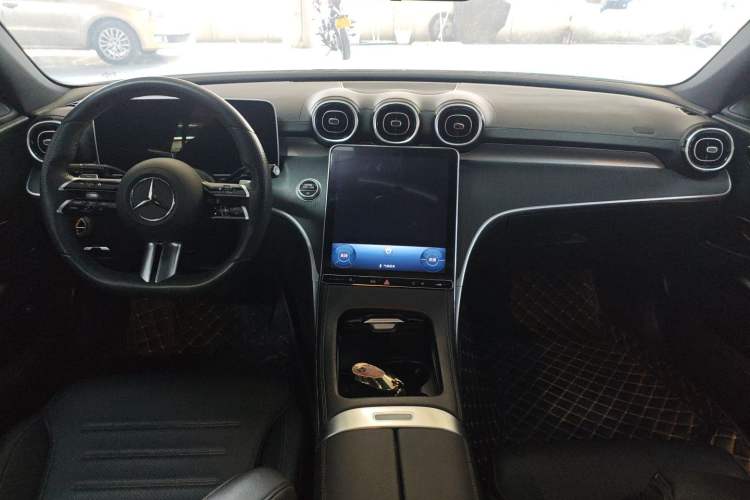 Used Mercedes-Benz C-Class 2022 C 200 L Sport Edition Center Console