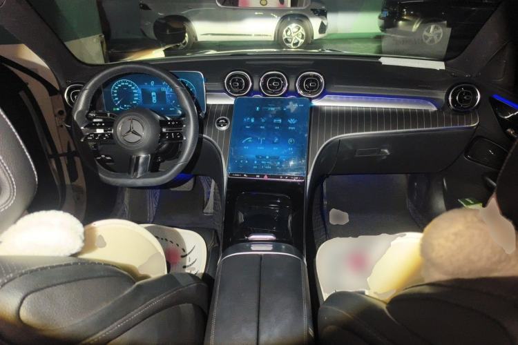 Used Mercedes-Benz C-Class 2022 Restyled C 200 L Sport Edition Center Console