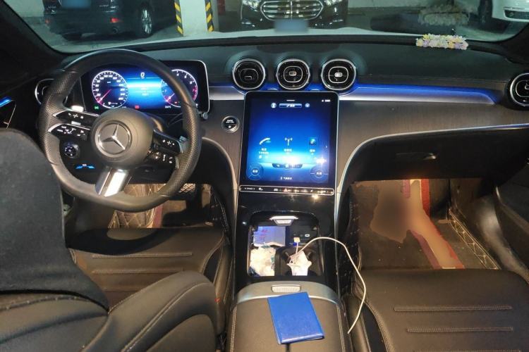 Used Mercedes-Benz C-Class 2022 C 200 L Sport Edition Center Console