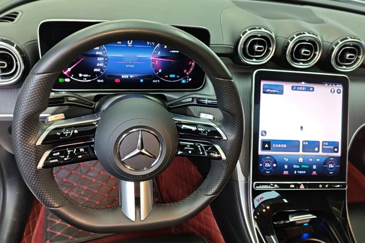 Used Mercedes-Benz C-Class 2022 C 260 L Obsidian Night Sport Edition Center Console