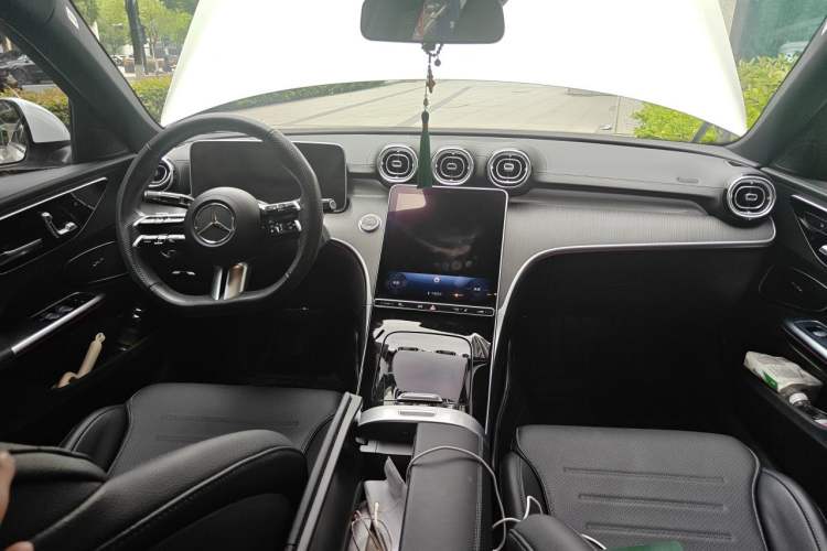 Used Mercedes-Benz C-Class 2022 Restyled C 260 L Sport Edition Center Console