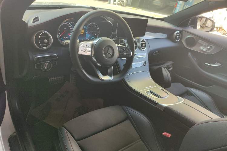 Used Mercedes-Benz C-Class 2022 Refreshed C 260 Coupe Center Console