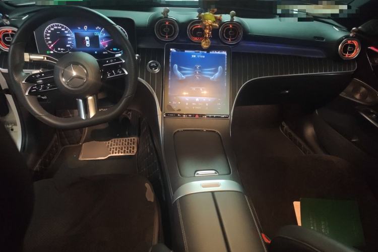Used Mercedes-Benz C-Class 2022 Restyled C 200 L Sport Edition Center Console