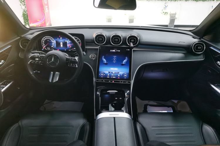 Used Mercedes-Benz C-Class 2022 Restyled C 200 L Sport Edition Center Console