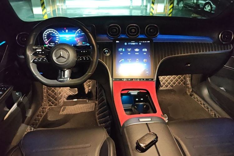 Used Mercedes-Benz C-Class 2022 C 200 L Sport Edition Center Console