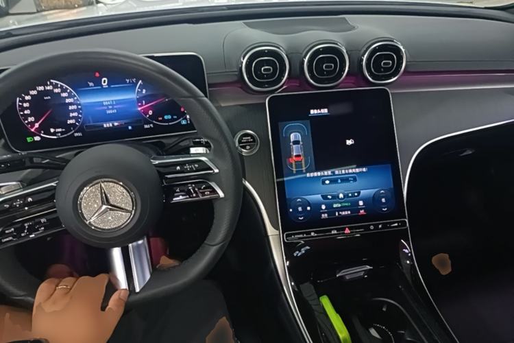 Used Mercedes-Benz C-Class 2022 Restyled C 200 L Sport Edition Center Console