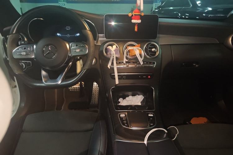 Used Mercedes-Benz C-Class 2022 Refreshed C 260 Coupe Center Console