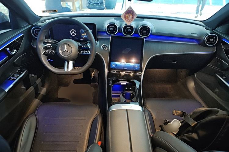 Used Mercedes-Benz C-Class 2022 C 200 L Sport Edition Center Console