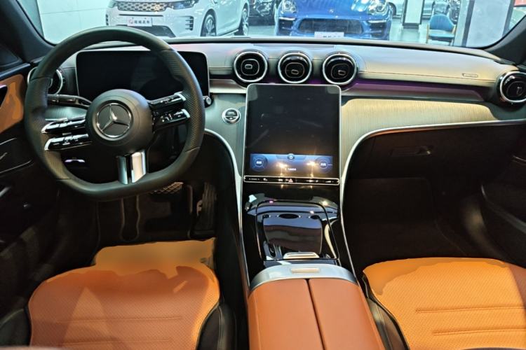 Used Mercedes-Benz C-Class 2022 Restyled C 200 L Sport Edition Center Console