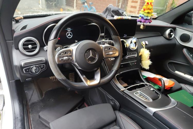 Used Mercedes-Benz C-Class 2022 Refreshed C 260 Coupe Center Console