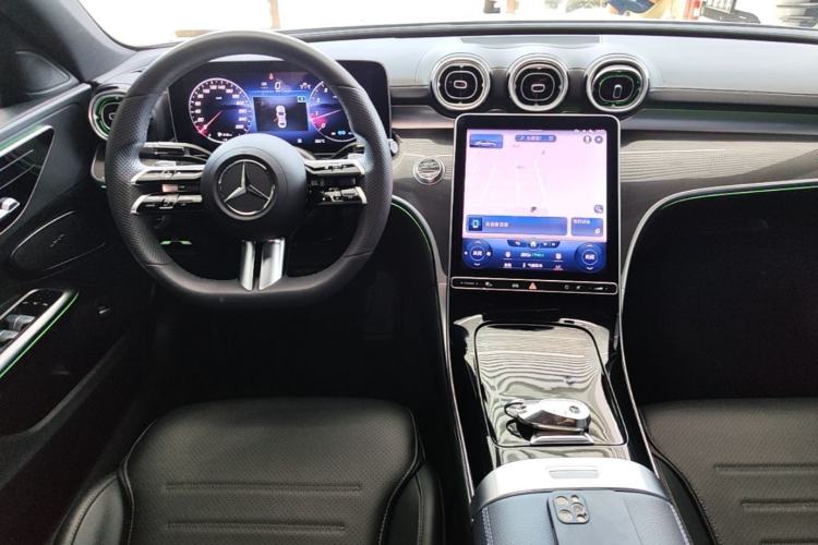 Used Mercedes-Benz C-Class 2022 Restyled C 260 L Sport Edition Center Console