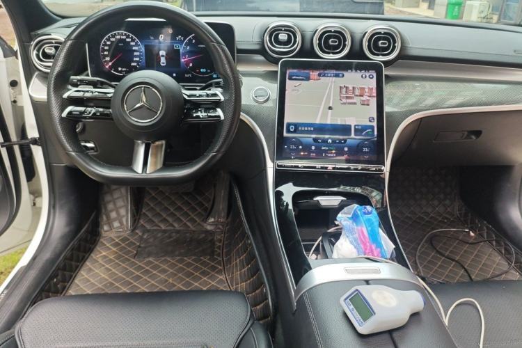 Used Mercedes-Benz C-Class 2022 C 260 L Sport Edition Center Console