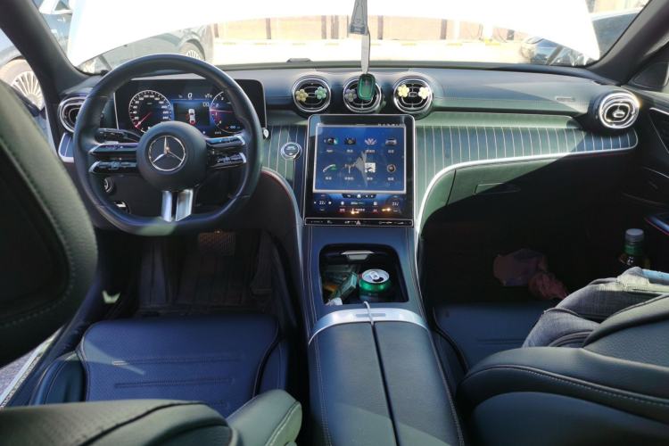Used Mercedes-Benz C-Class 2022 Restyled C 260 L Sport Edition Center Console