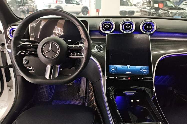 Used Mercedes-Benz C-Class 2022 Restyled C 260 L Sport Edition Center Console
