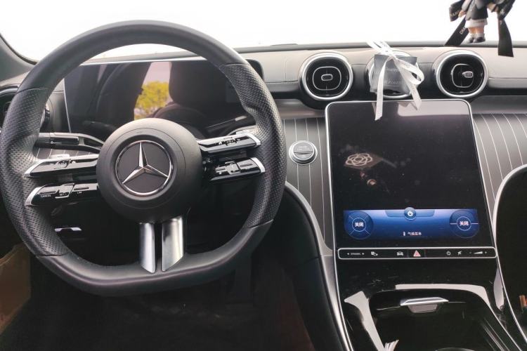 Used Mercedes-Benz C-Class 2022 C 200 L Sport Edition Center Console